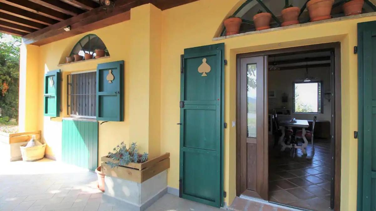 Casa In Campagna Oltrepo' Pavese Montecalvo Versiggia Екстер'єр фото