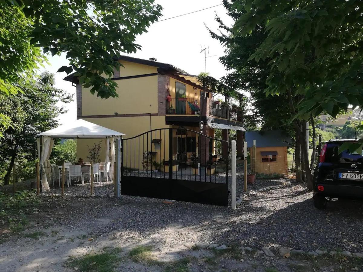 Casa In Campagna Oltrepo' Pavese Montecalvo Versiggia Екстер'єр фото